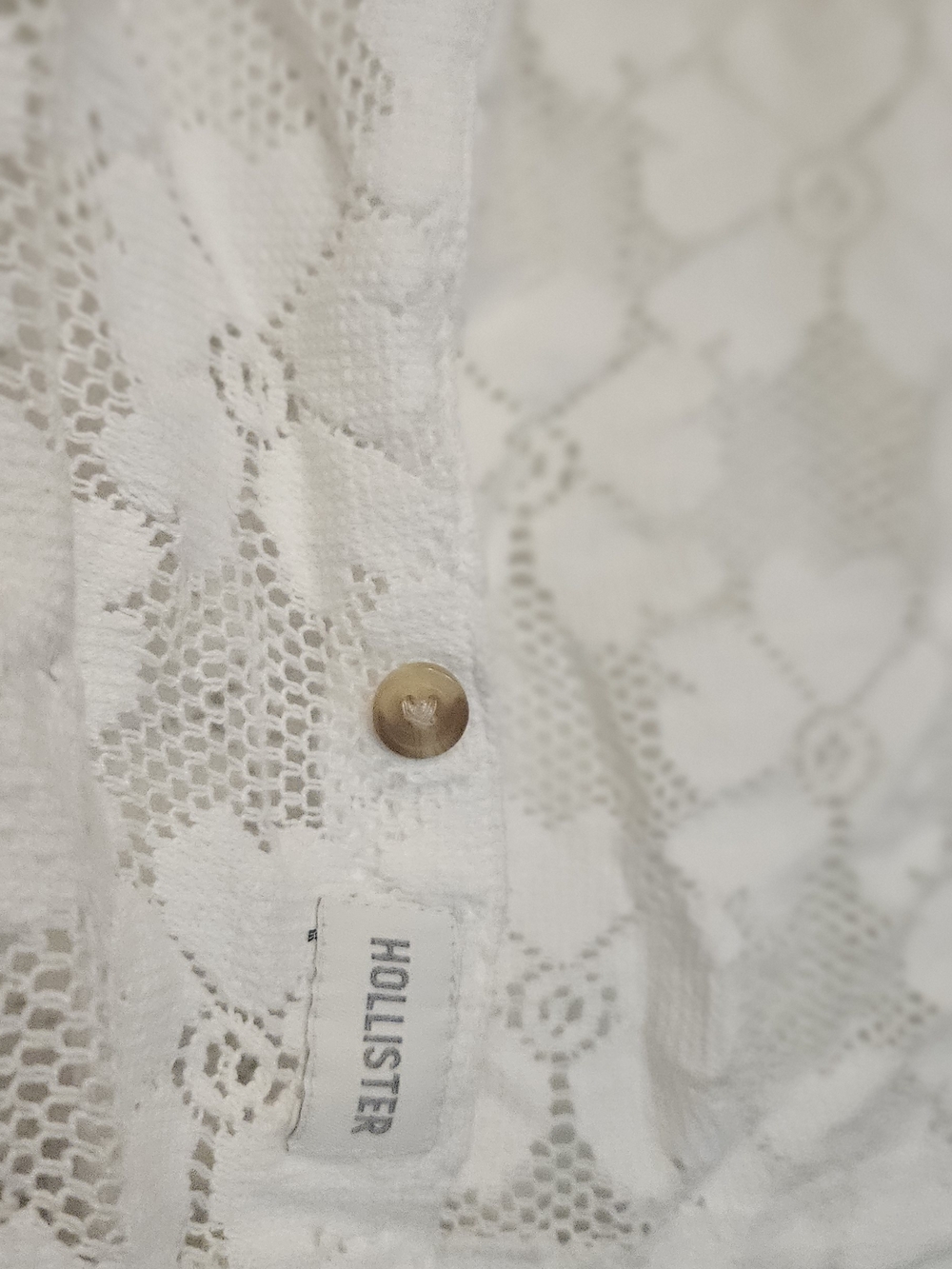 Hollister White Lace Button-Up Top - Picture 3 of 6